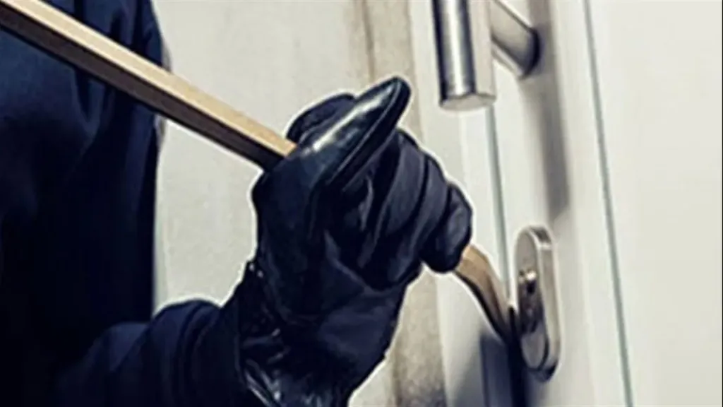 سرقة شقة سكنية بالشروق