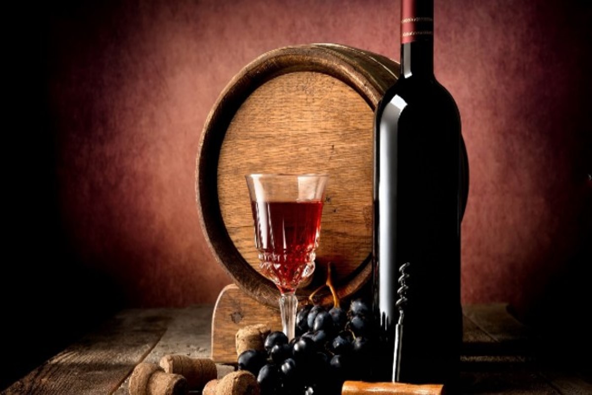 تفسير حلم شرب الخمر في المنام لابن سيرين